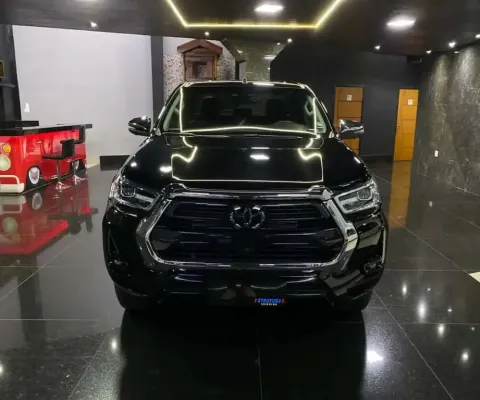 Toyota Hilux 2023 2.8 d-4d turbo diesel cd srx 4x4 automático