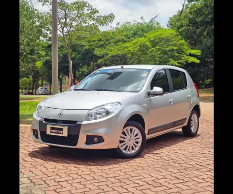 RENAULT SANDERO 1.6 PRIVILÉGE 16V FLEX 4P AUTOMÁTICO