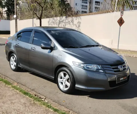 City LX 1.4 manual  carro confortável espaçoso, e muito conservado 