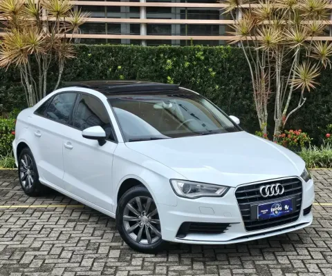 Audi A3 sedan, automático, com teto solar, 4 pneus novos , veículo impecável!