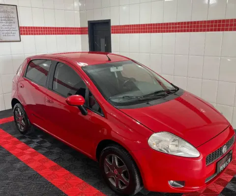 Fiat Punto ELX 1.4 2008 – Design Italiano, Conforto e Economia!
