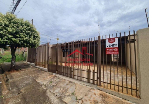 Casas com 3 quartos à venda na Rua Dionezio Cruzatte em Londrina