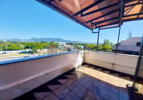 Salas comerciais com 2 salas na Avenida Ayrton Senna no Rio de Janeiro