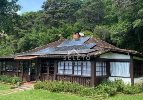 Casas à venda na Estrada das Perobas em Petrópolis  Chaves na Mão
