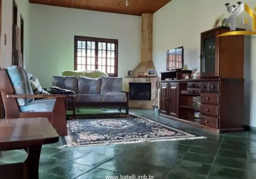 Casas em condomínio com 1 quarto à venda na Chácara Rincão em Cotia