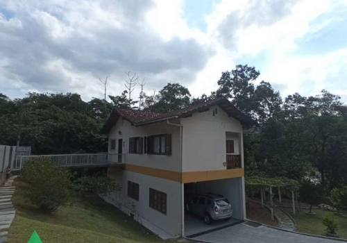 Casas para Alugar no Bairro Fortaleza em Blumenau - Imóveis-SC