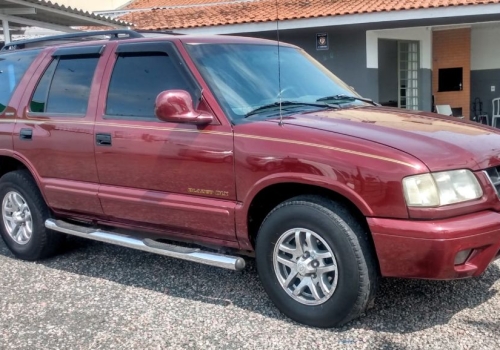 Comprar Suv Chevrolet Blazer 4.3 V6 12v 4P Dlx Prata 2000 em