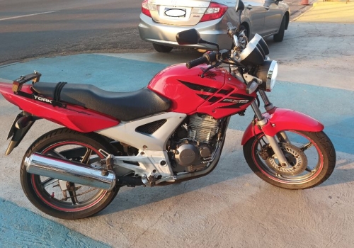 Honda CBX 250 Twister 2008 Vermelha, KM Motos