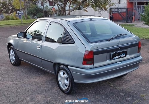 Leilão Online - VW/GOL GL 1.8; 1993/1993; PRATA; GASOLINA - FUNCIONAN