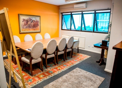 Sala comercial com 3 salas para alugar
