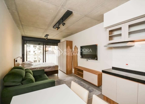 Loft com 1 quarto para alugar na avenida venâncio aires, 29, azenha, porto alegre, 36 m2 por r$ 2.500