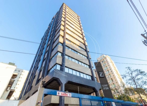 Sala comercial com 4 salas para alugar