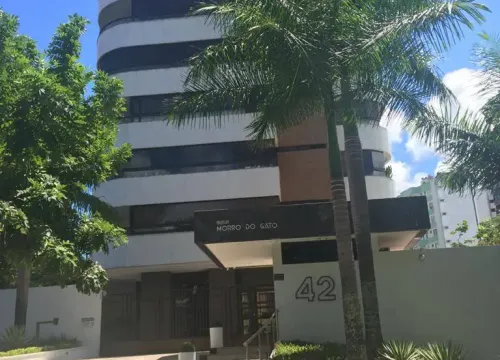 Apartamento com 4 quartos para alugar