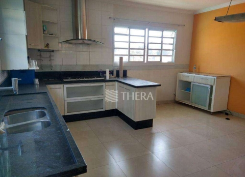 Casa comercial com 2 salas para alugar