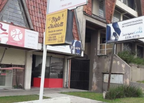 Ponto comercial com 1 sala para alugar