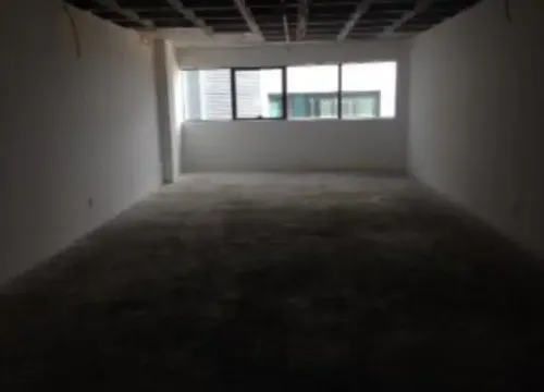 Sala comercial com 9 salas para alugar