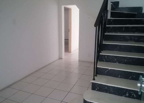 Casa comercial com 2 salas para alugar