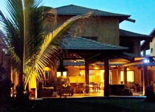 Casa com 4 quartos para alugar
