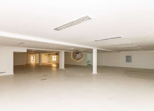 Ponto comercial com 8 salas para alugar