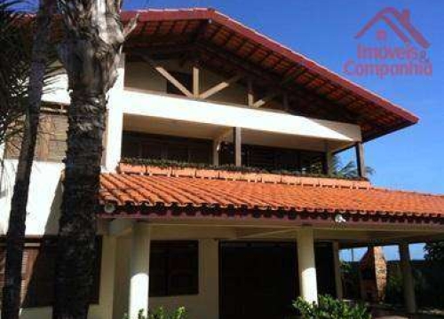 Casa com 4 quartos à venda