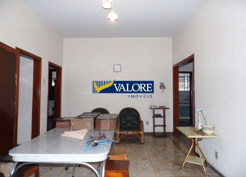 Casa comercial com 2 salas para alugar