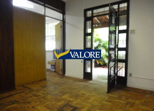 Casa comercial com 2 salas para alugar