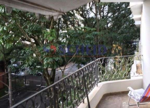 Apartamento com 4 quartos para alugar