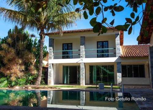 Casa com 4 quartos para alugar