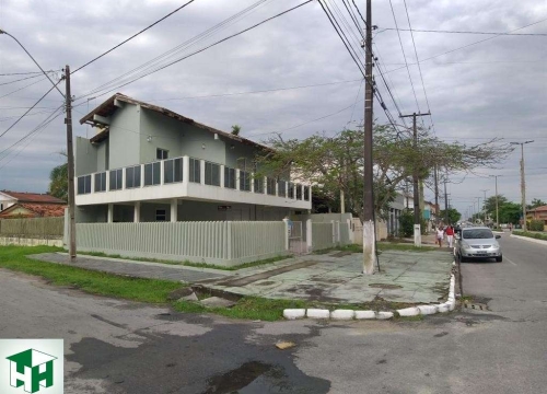 Casa com 4 quartos para alugar