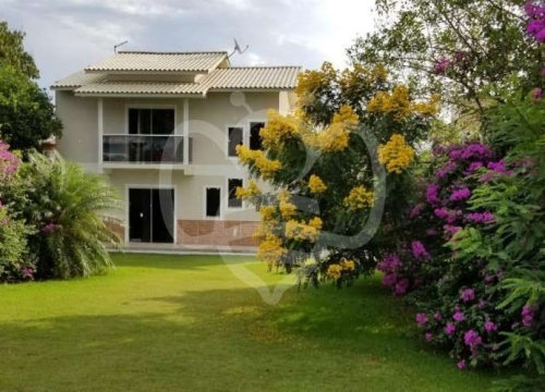 Casa com 3 quartos à venda