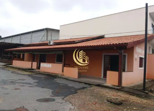 Barracão / Galpão / Depósito com 3 salas para alugar
