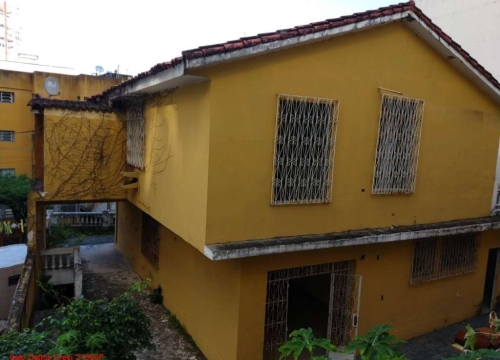 Casa com 4 quartos para alugar