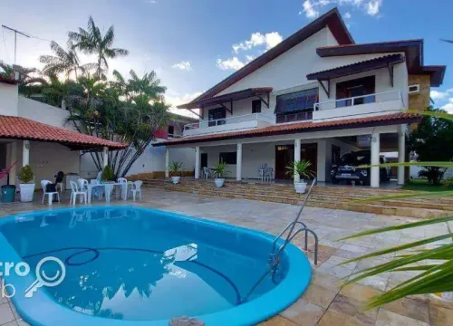 Casa com 4 quartos à venda