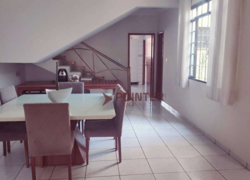 Casa com 3 quartos à venda