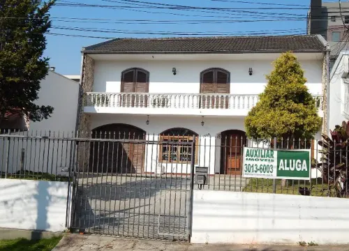 Casa com 5 quartos para alugar