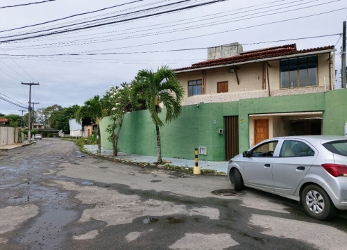 Casa com 5 quartos para alugar