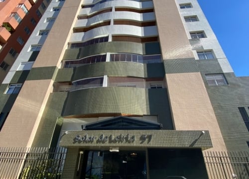 Apartamento com 3 quartos para alugar