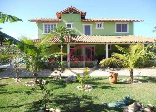 Casa com 4 quartos à venda