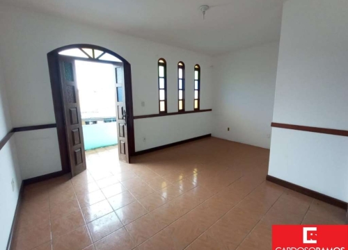 Casa com 2 quartos para alugar