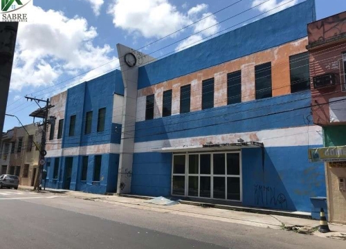 Prédio com 24 salas para alugar