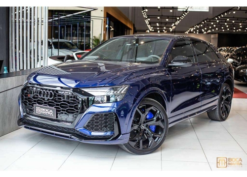 AUDI RS Q8