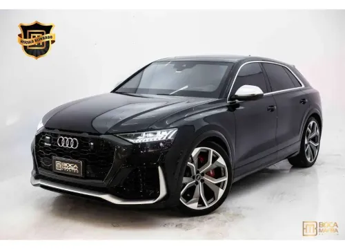AUDI RS Q8