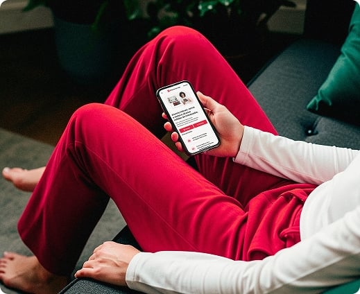 Pessoa anunciando imóvel ou veículo no portal Chaves na Mão