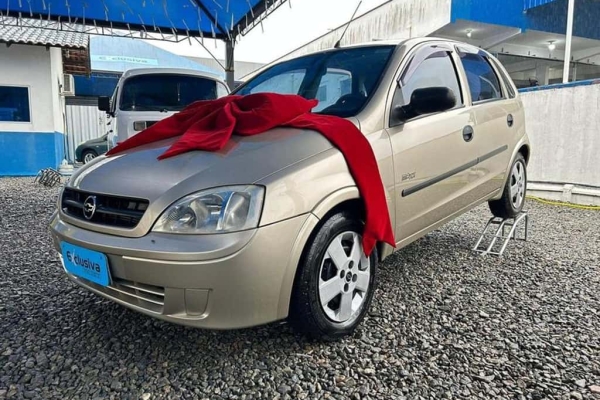 GM - Chevrolet CORSA HATCH GL 1.4 EFI 1995 / 1995 por R$ 21.900,00 - FJ  Multimarcas