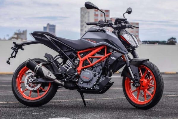 Duke 390 on road price discount