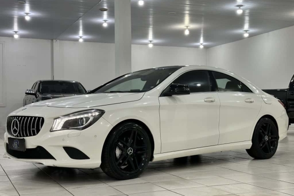 Mercedes cla 200 sales white