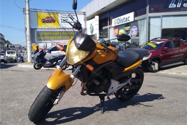 CB 300: nova opção que chegou ao mercado em 2009