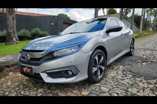 Honda Civic 1.5 Touring Sedan Turbo 16v 4p à venda em Belo Horizonte - MG