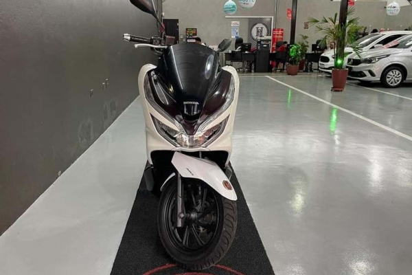 Motos HONDA PCX - Jandira, São Paulo