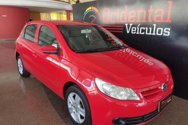 Carro Usado VOLKSWAGEN GOL G5 4P 1.0 8V TREND - 2010 - Brasília/DF